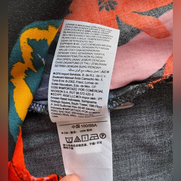 Old Navy Black Floral Shift Dress Size S - Picture 7 of 7